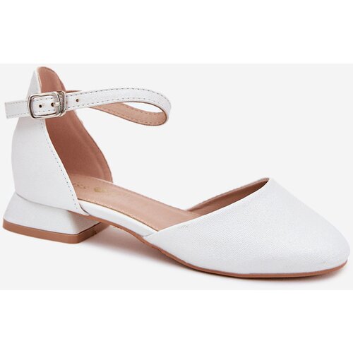 EVENTO Children's Shiny Sandals On Low Heel White Nelly Cene