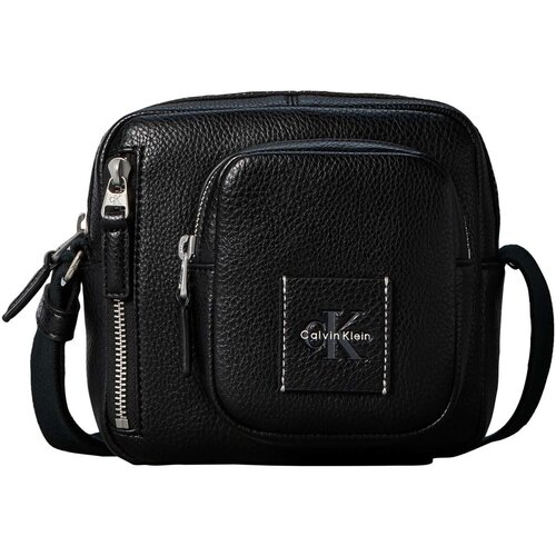 Calvin Klein Jeans Torbe Bold Pebble Square Crossbody Črna Slike