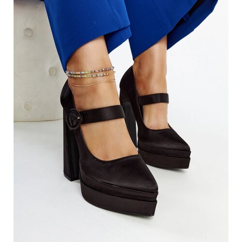 Gemre Black high block heel pumps Mikea Cene