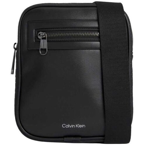 Calvin Klein Crna mu ka torbica ePonuda