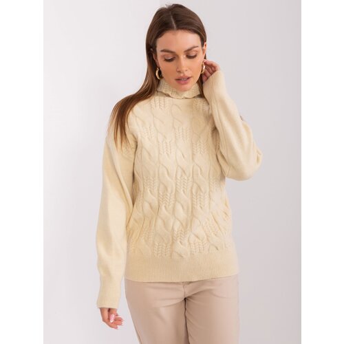 Fashion Hunters Light beige women's sweater with cables Slike