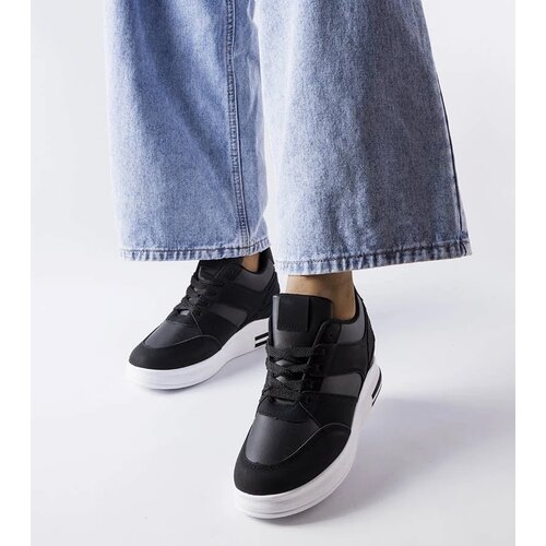 D/CEO White trainers Justar Cene