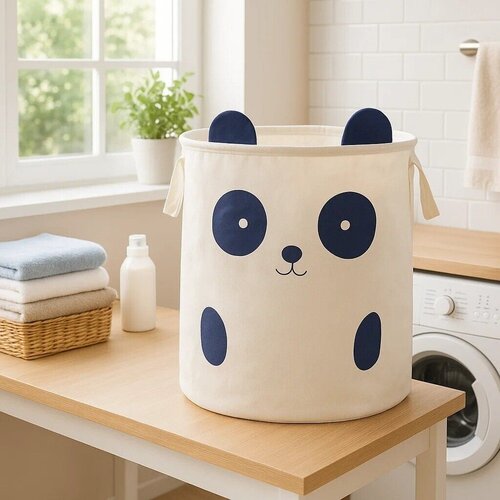 Premier Housewares Bela tekstilna otro&amp;scaron;ka &amp;scaron;katla za shranjevanje &amp;oslash; 38x48 cm Mimo Panda Face &amp;ndash; Slike
