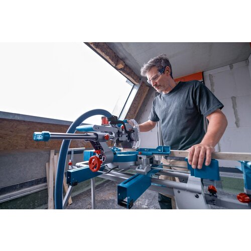Bosch Professional GCM 18V-216 D solo akumulatorska čelilna in zajeralna žaga brezkrtačni\, brez akumulatorja\, brez polnilca 216 mm 30 mm, (21343835) Cene