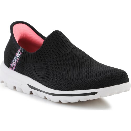 Skechers Tenis GO WALK TRAVEL 124799-BLK Črna Slike