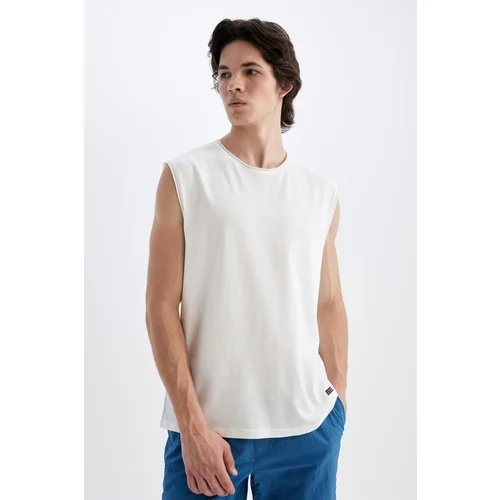 Defacto Boxy Fit Crew Neck Undershirt