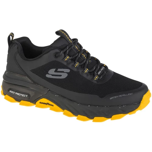 Skechers Nizke superge Max Protect-Liberated Črna