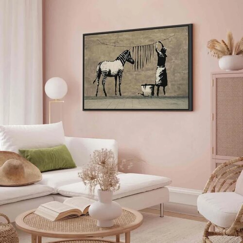  Slika - Banksy: Washing Zebra on Concrete (1 Part) Wide 90x60 U crnom drvenom okviru Slike