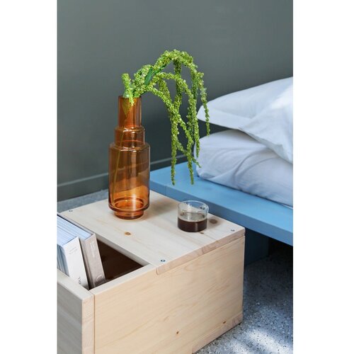 Karup Design Noćni ormarić od masivnog bora u prirodnoj boji Grab It &amp;ndash; Slike