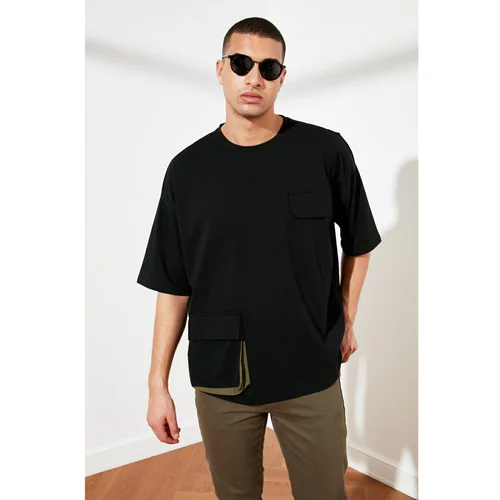 Trendyol Black Men's Oversize Fit Short Sleeve Crew Neck Bellows Pocket T-Shirt