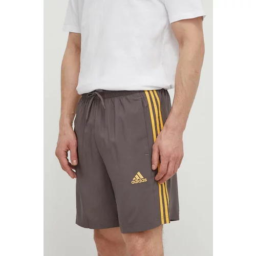 Adidas Kratke hlače moške, siva barva, IS1394