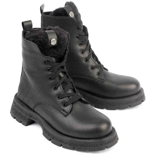 Capone Outfitters Women&amp;#039;s Lace-Up Trak Sole Women&amp;#039;s Boots Slike