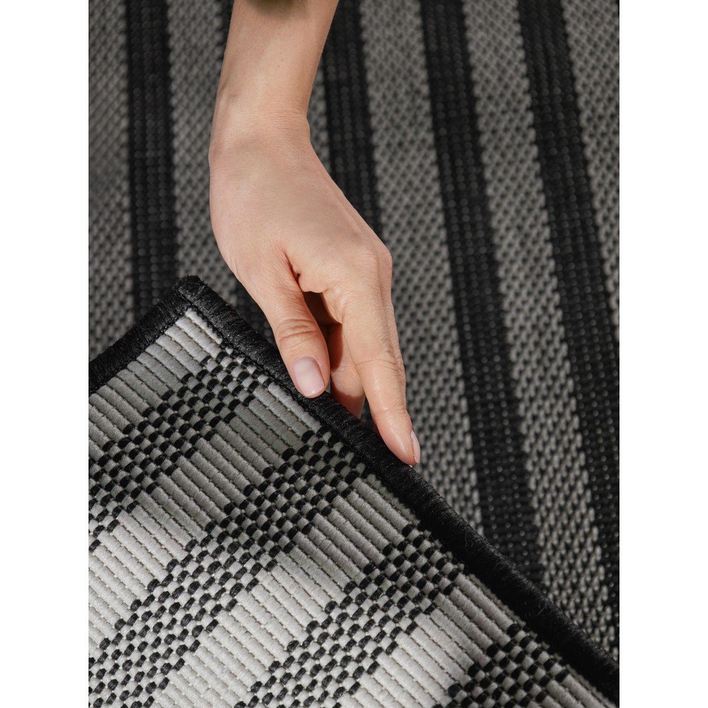 Ted Baker Črna/kremno bela notranja in zunanja preproga 160x230 cm Haringey Linley &amp;ndash; Slike
