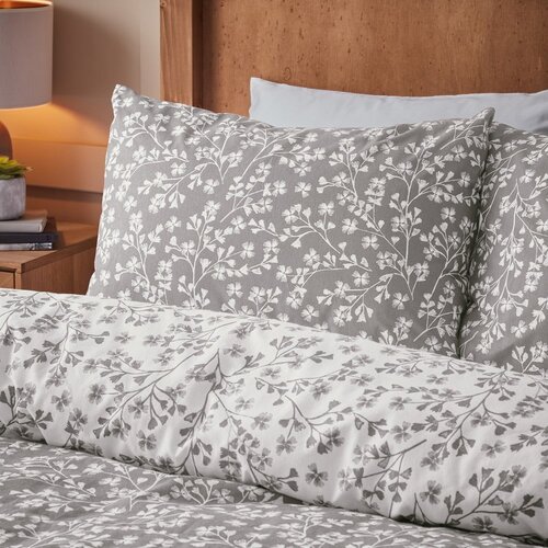 Catherine Lansfield Siva enojna flanelna posteljnina 135x200 cm Grace Floral Leaf &amp;ndash; Slike