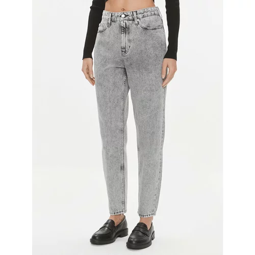 Calvin Klein Jeans Jeans hlače J20J222152 Siva Mom Fit
