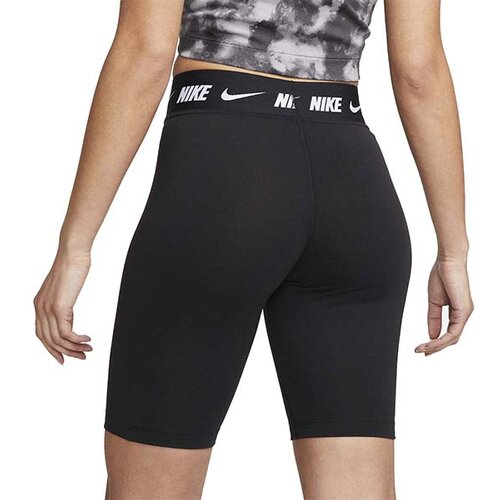 Nike ženski šorc Slike