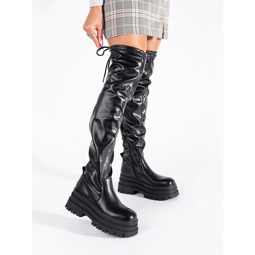 Shelvt black platform musketeer boots Slike