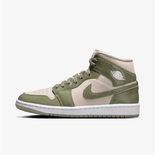 Nike Wmns air jordan 1 mid se Slike