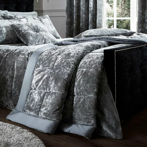 Catherine Lansfield Sivi prošiven prekrivač od samta za bračni krevet 220x220 cm Crushed –