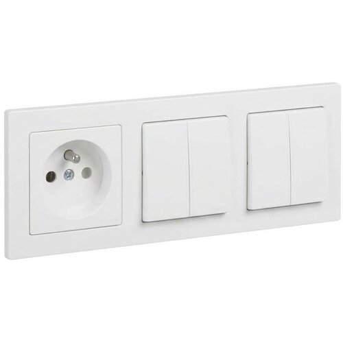 Legrand 2x dupli serijski prekidač br. 5 i kućna utičnica sa okvirom SUNO 250V bela Slike