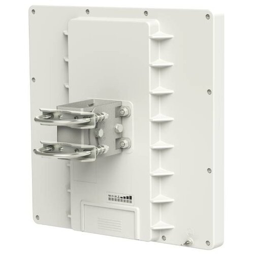 MikroTik &amp;quot;RB911G-5HPnD-QRT&amp;quot; Slike