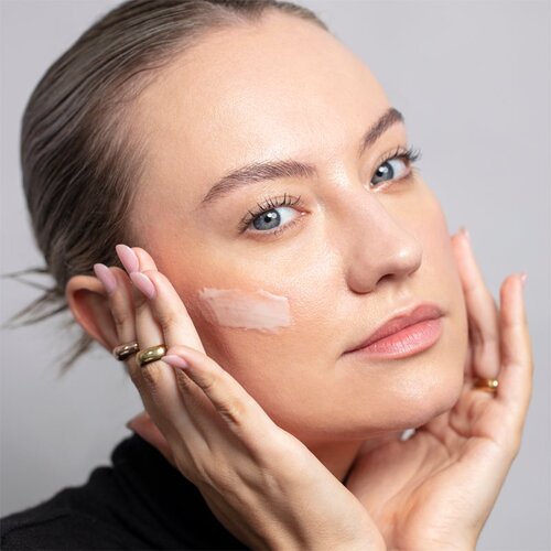 Antipodes harmony manuka honey day cream Slike