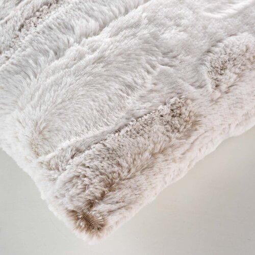 Douceur d int&amp;eacute;rieur Ukrasni jastuk od umjetnog krzna 45x45 cm Lynx &amp;ndash; Slike