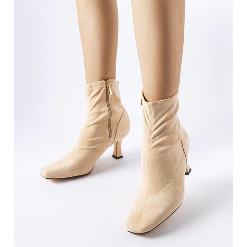 Gemre Beige low-heeled ankle boots Lucerne Cene