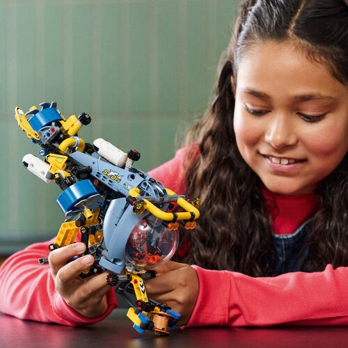 Lego Technic - Podmornica za istraživanje morskih dubina (42201) Slike