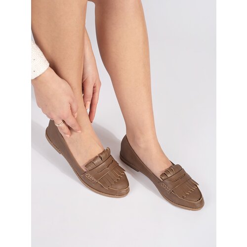 Shelvt Brown loafers decorated with tassels Slike