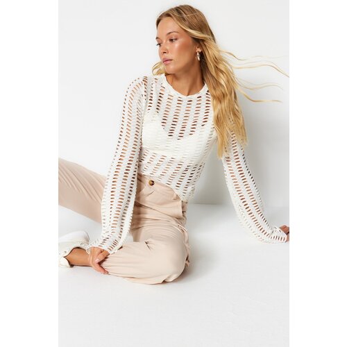 Trendyol Ecru Mesh Spanish Sleeve Slim Fit Crop Crew Neck Knitted Blouse Slike