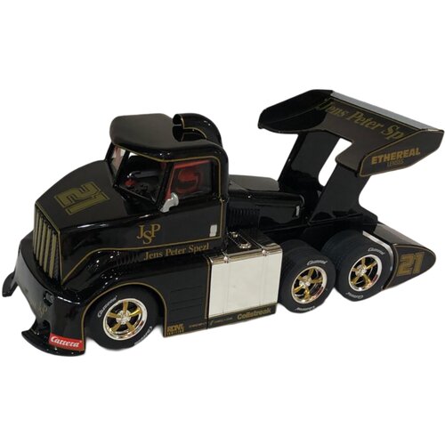 Carrera Dirkalni Tovornjak JSP Jens Peter Spezl Nr.21 Miniaturni Model v Merilu 1/32 Digital 132, ?rna, (21552451) Slike