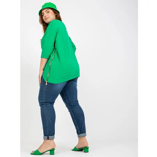 Fashion Hunters Green cotton plus size blouse with an applique