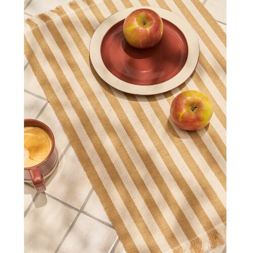 Kave Home Bordo rdeč keramičen krožnik &amp;oslash; 25 cm Doren &amp;ndash; Slike