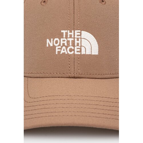 The North Face Kapa sa &amp;scaron;iltom Recycled 66 Classic boja: smeđa, s aplikacijom, NF0A4VSVAIA1 Slike