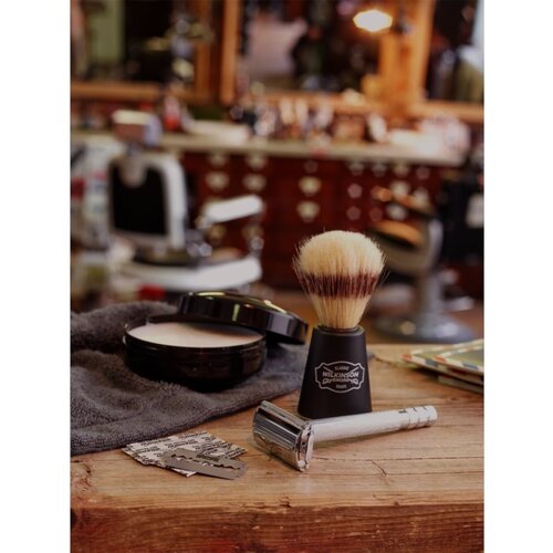 Wilkinson Sword Premium Collection četka za brijanje Slike