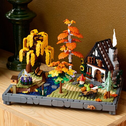 Lego Icons - Jesenja koliba i ba&amp;scaron;ta (11372) Slike