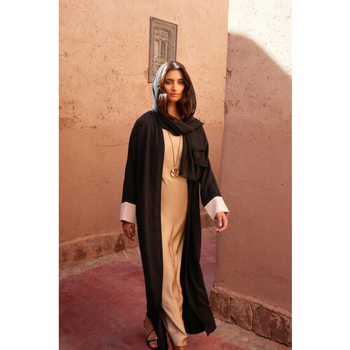 Trendyol Black Color Blocked Aerobin Ferace Abaya & Dress 2-Piece Woven Set Slike