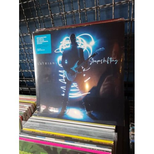Joe Satriani Shapeshifting Cene