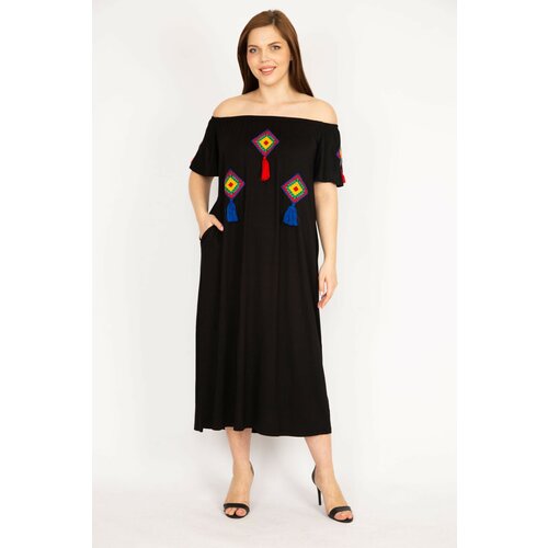 Şans Women's Black Plus Size Collar Elastic Shoulder And Front Embroidery Detailed Dress Cene