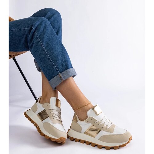 D/CEO White trainers Justar Cene