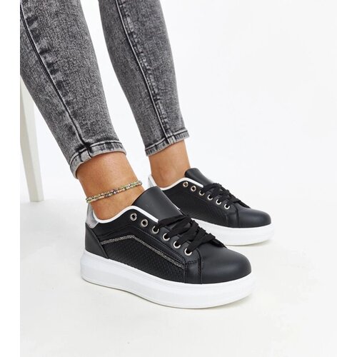 D/CEO White trainers Justar Cene