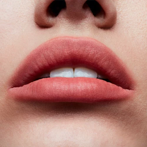 Mac Powder Kiss negovalna mat šminka 3 g odtenek 314 Mull It Over za ženske