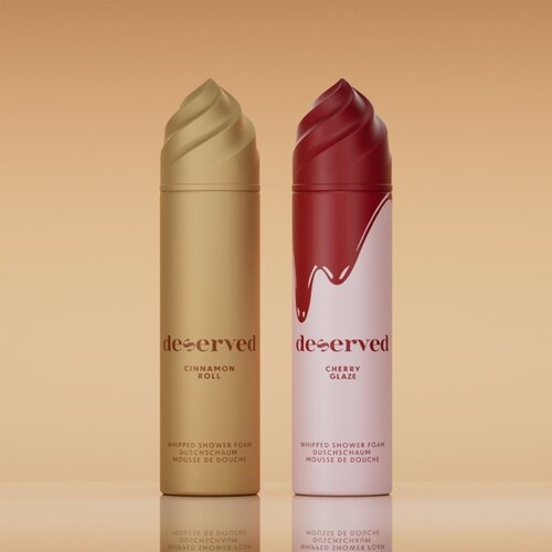 DESERVED Whipped Shower Foam Cherry Glaze pjena za tu&amp;scaron;iranje za tijelo 250 ml Slike