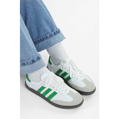 Shoeberry Women's Sambai White-Green Striped Flat Sneakers Slike