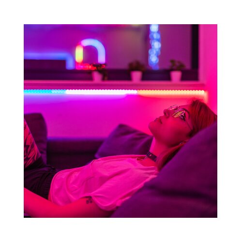 TWINKLY Set za podalj&amp;scaron;anje LED traku Line (RGB, 1,5 m, črna) Slike