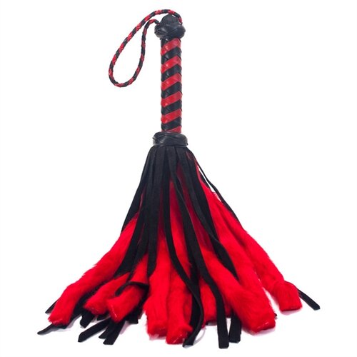 DEVIL STICKS Mini Faux Flogger Polished Leather Cene