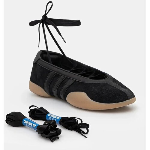 Adidas Sneakers adidas Taekwondo Mei Ballet W Core Black/ Ftw White/ Gum EUR 41 1/3 Cene