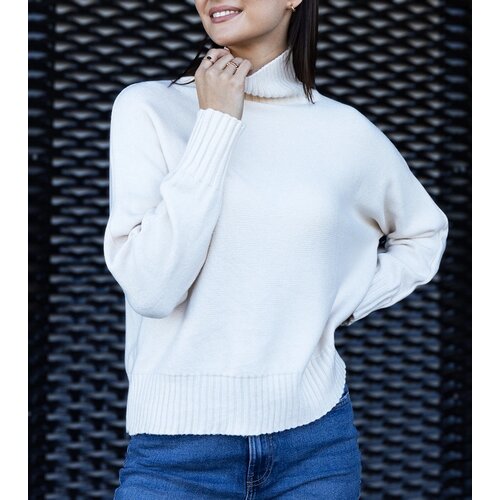 Gemre White loose-fitting turtleneck Lukana Cijene