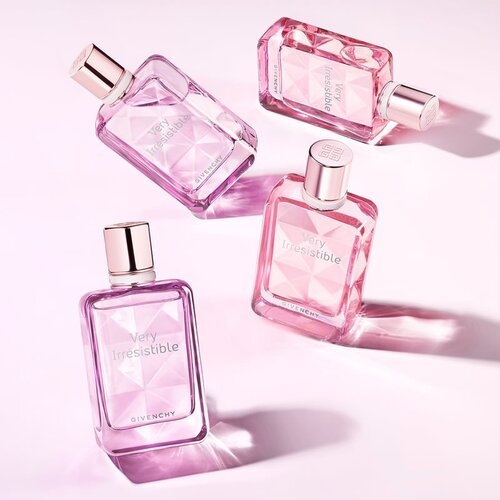Givenchy Very Irr&amp;eacute;sistible parfemska voda za žene 80 ml Slike